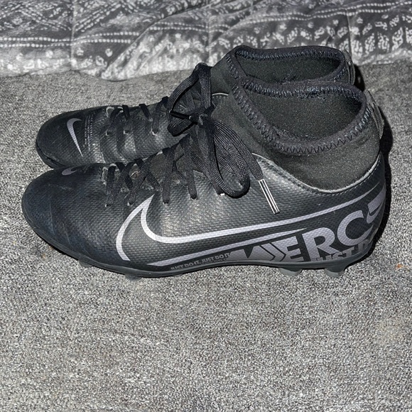 Nike Mercurial Superfly Soccer Cleats kids sz 2 - Picture 1 of 8